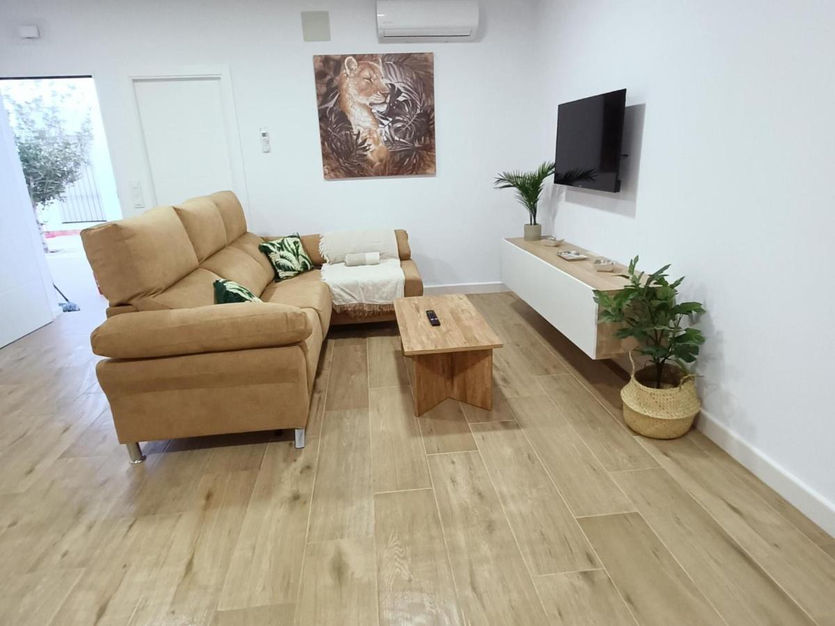 Sumatra Chalet Chiclana de la Frontera Bagian luar foto