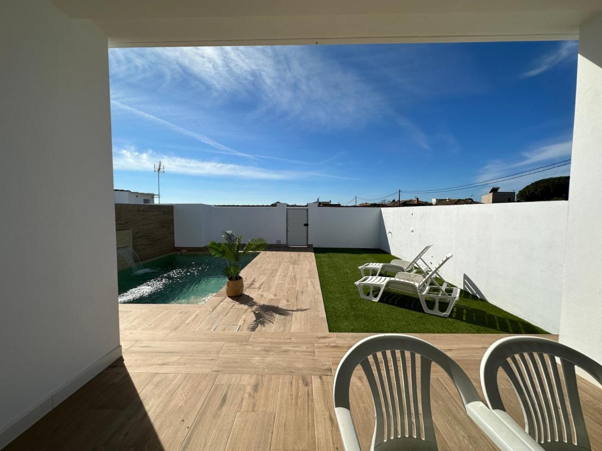 Sumatra Chalet Chiclana de la Frontera Bagian luar foto